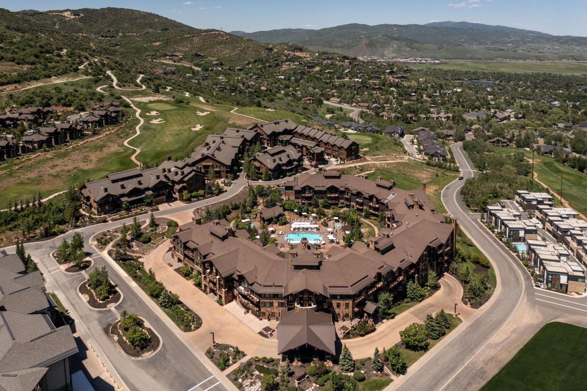 Resort Waldorf Astoria Park 5*